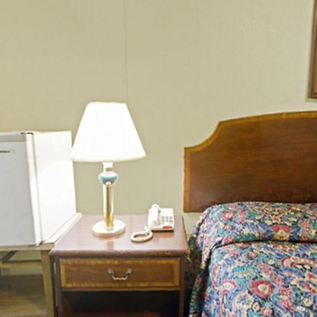 Value Inn Knoxville Ноксвилл Экстерьер фото